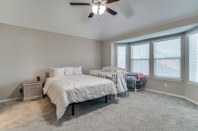 Building Photo - 11441 Silver Queen Dr