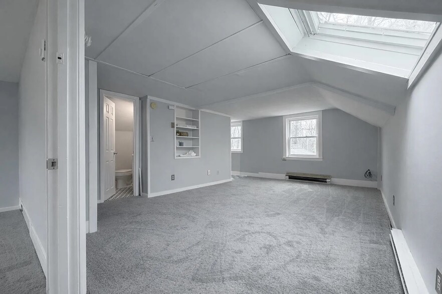 Building Photo - 238 Nashua St