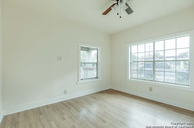 Building Photo - 158 Oelkers-