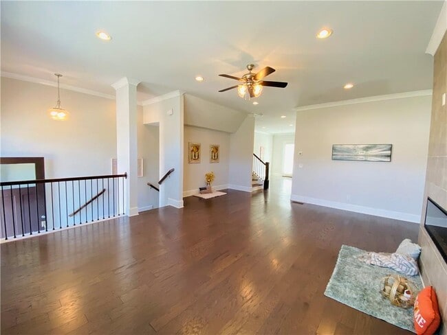 Building Photo - 2480 Scarlet Maple Alley