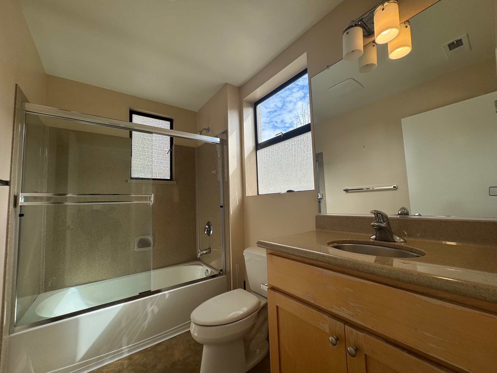 Building Photo - 144 City Limits Cir