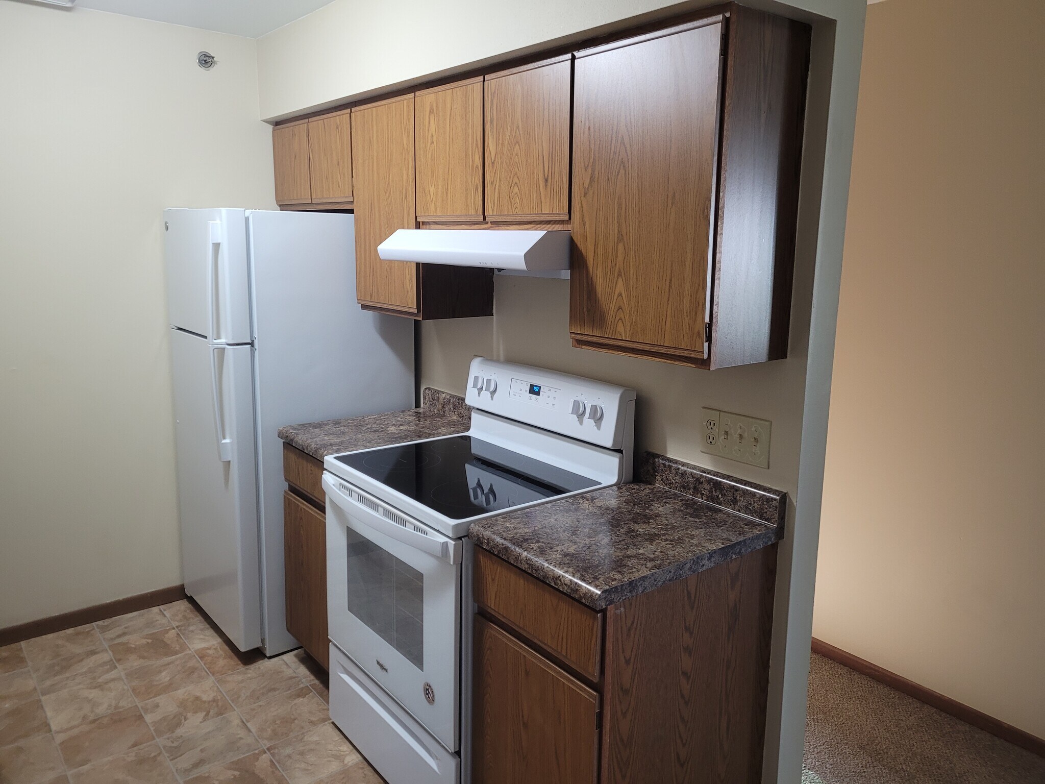 Building Photo - 2022 Sylvan Way