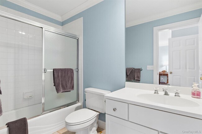 Building Photo - 110 Greenleaf Ln