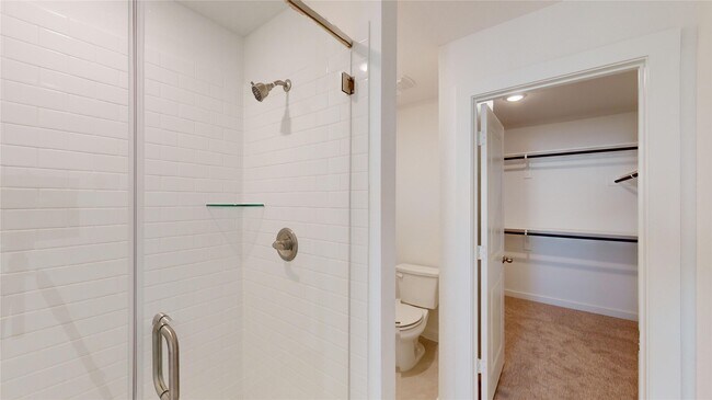 Building Photo - 2920 ELLE DR