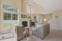 Building Photo - 1419 Red Mountain Dr