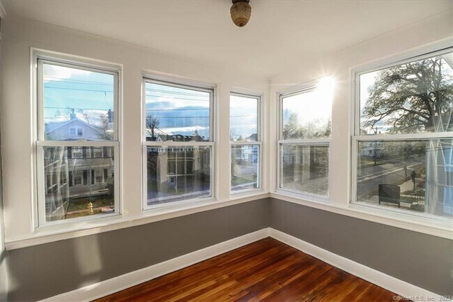 Building Photo - 78-80-80 Cherry St