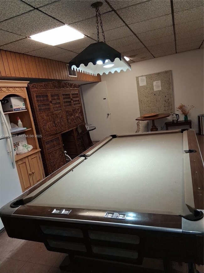 Building Photo - 2571 Aragon Blvd