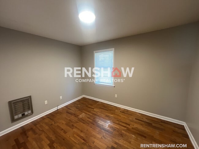 Building Photo - 17 Navy Dr