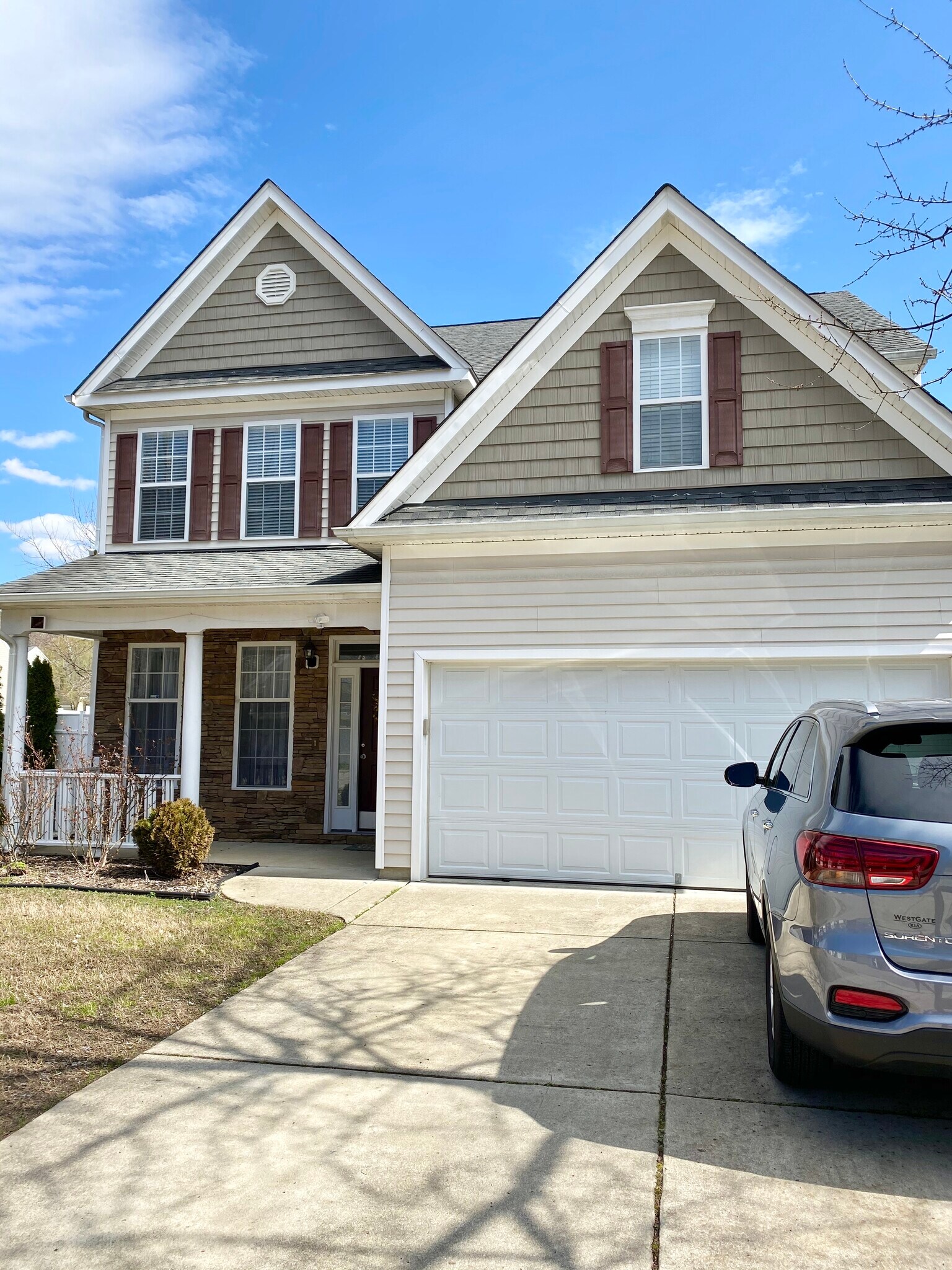 Building Photo - 8174 Rolling Glenn Dr