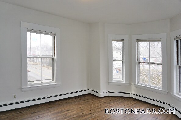 Building Photo - 29-31-31 Maple St
