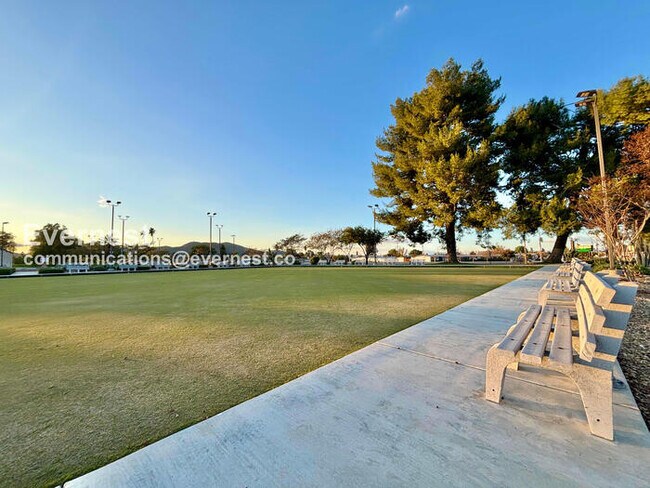 Building Photo - 28848 Del Monte Dr