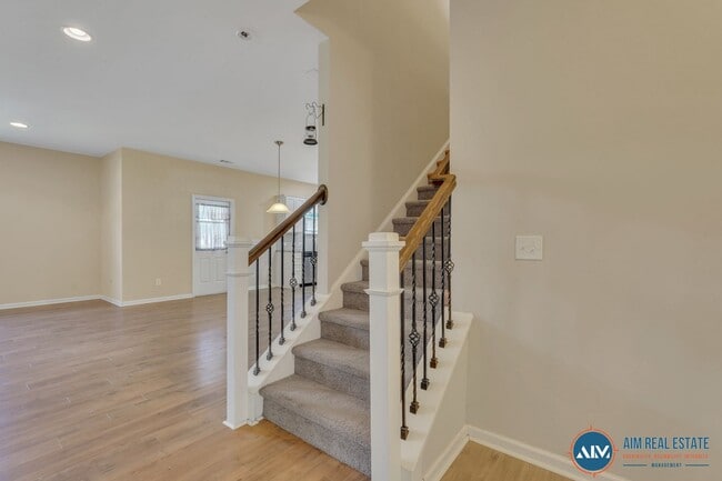 Building Photo - 4-Bedroom Home in Seagrass Station - MOVE IN TODAY