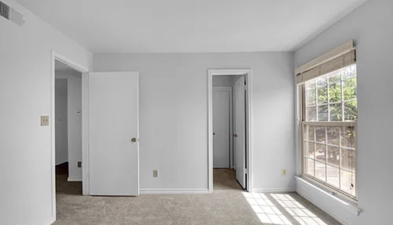 Building Photo - 12154 Penderview Ter
