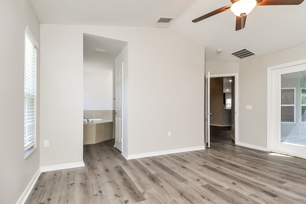 Building Photo - 1201 Sheridan Bay Dr