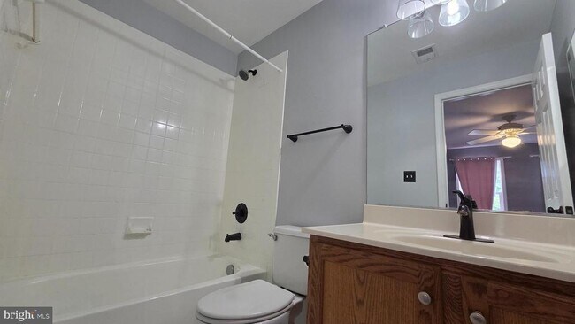 Building Photo - 7659 Shuttington Dr