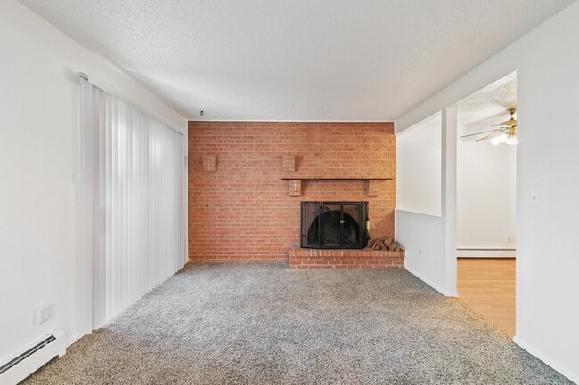 Building Photo - 1145 Willow Bend Cir