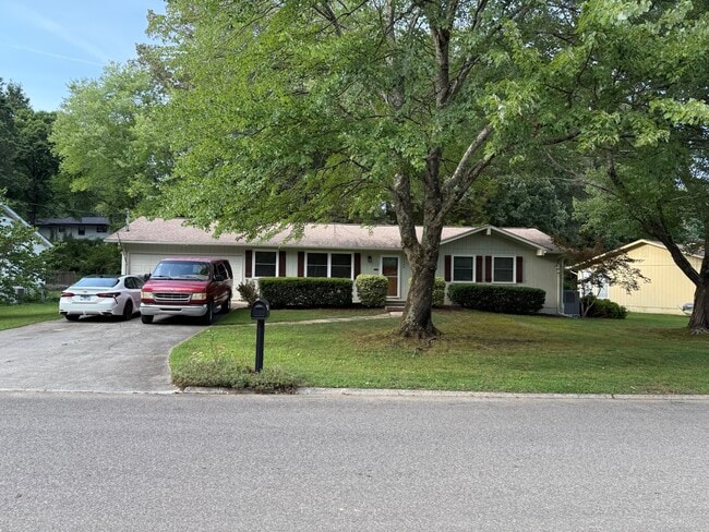 Primary Photo - 5939 Westmere Dr