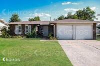 Building Photo - 204 NE 19th St