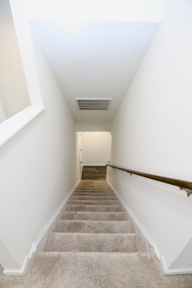 Building Photo - 115 Whitetail Cir