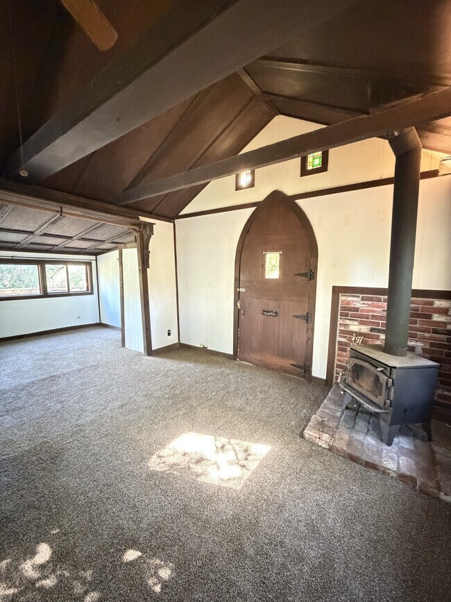 Building Photo - 10521 Graton Rd