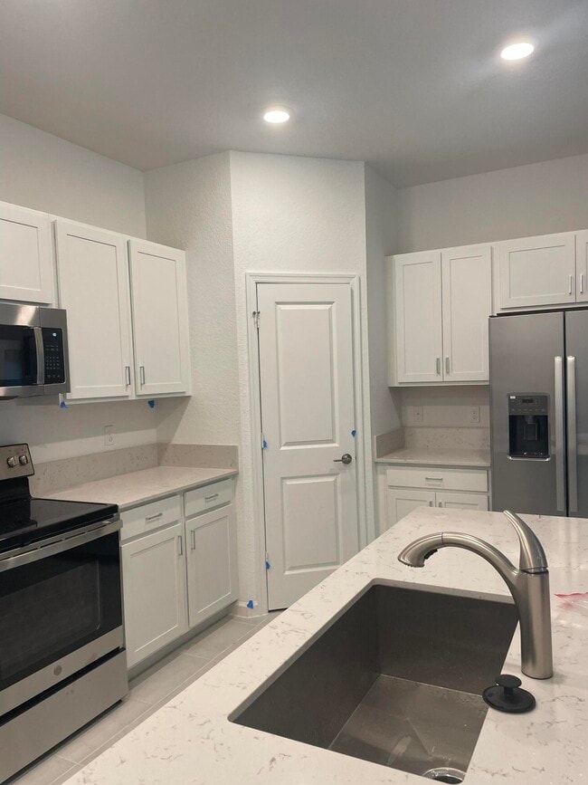 Building Photo - 4231 Troon Pl