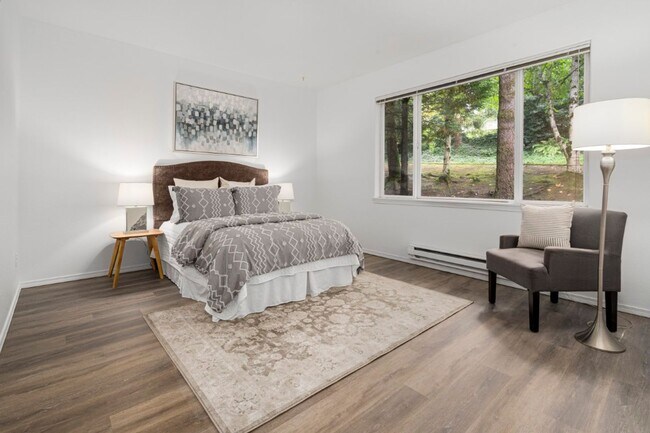 Building Photo - 2Bd/2Ba Redmond Condo