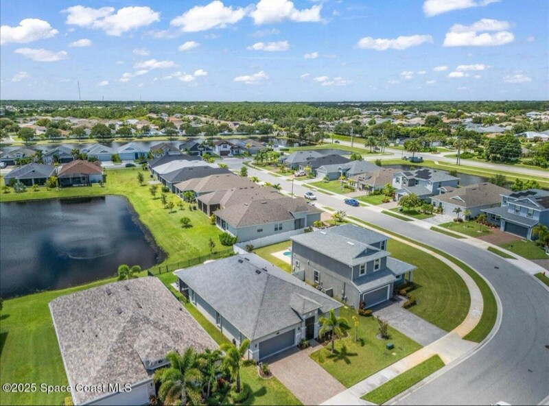 Building Photo - 4477 Trovita Cir