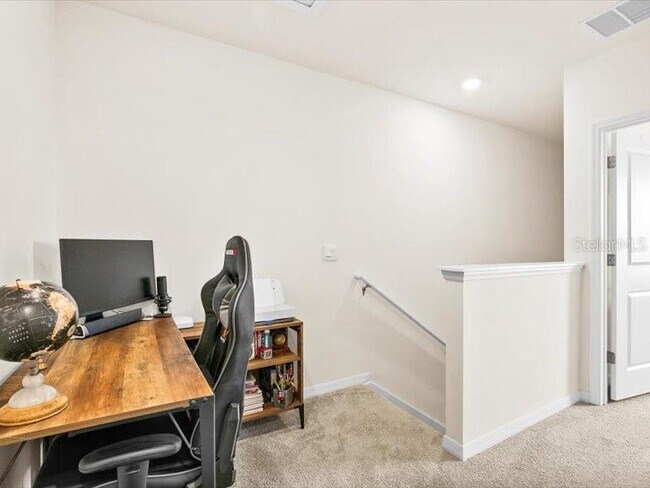 Building Photo - 17741 Crescent Moon Lp