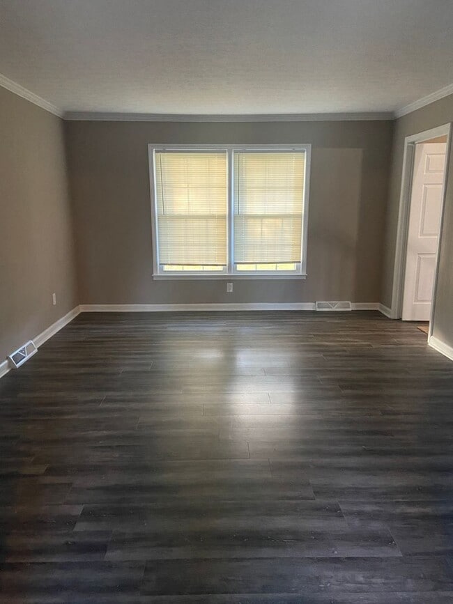 Building Photo - 2119 Grider Pond Rd