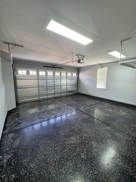 Building Photo - 2195 Autumn Cyprus Ave