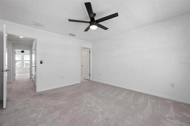 Building Photo - 8565 Daybreak St