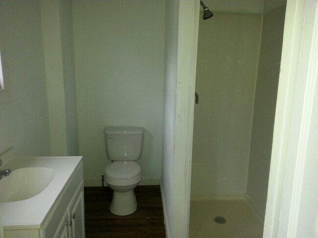 Building Photo - 28 Lake Eustis Crossing RES 738