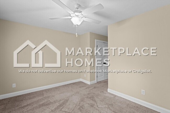 Building Photo - 712 Chatsworth Wy