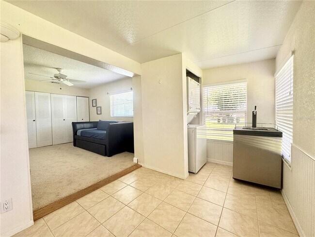 Building Photo - 11619 Boynton Ln