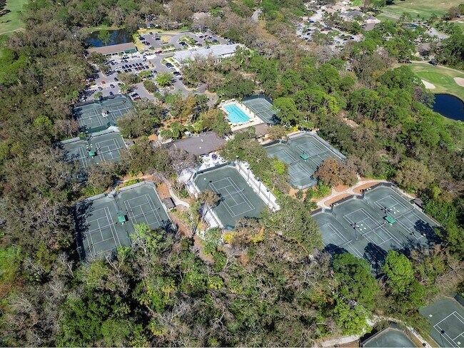 Building Photo - 4022 Penshurst Park