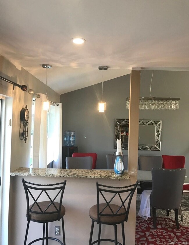 Building Photo - 20 Tammy Dr