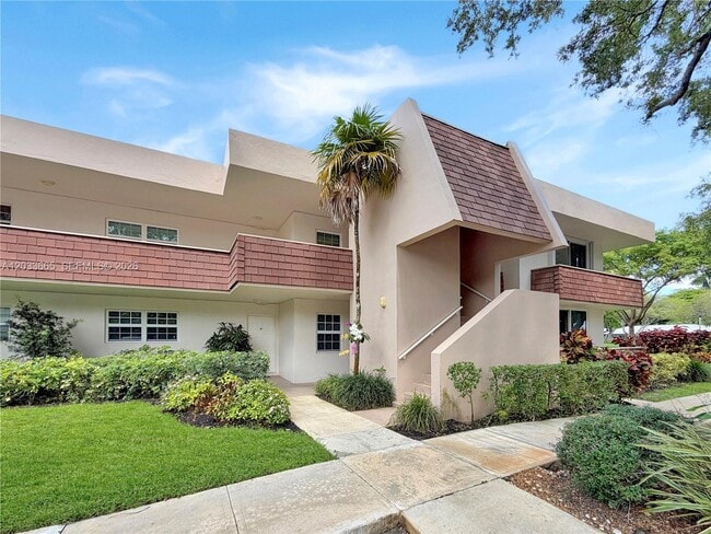 Building Photo - 3641 Oaks Clubhouse Dr