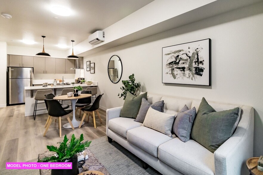 Interior Photo - The Junction