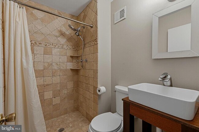 Building Photo - 1322 Cordelia Ct