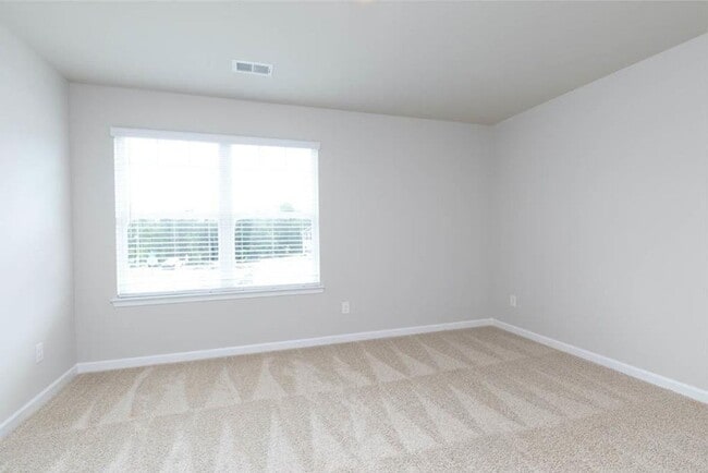 Building Photo - 6040 Vermilion Loop Rd