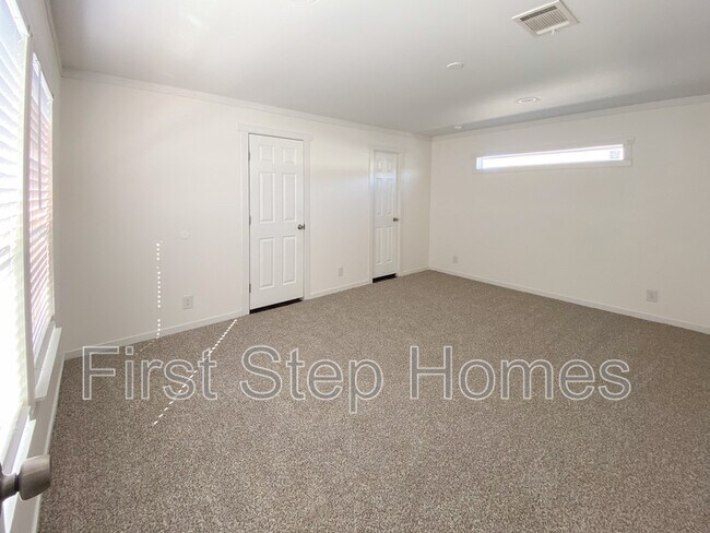 Building Photo - 234 Islero Drive