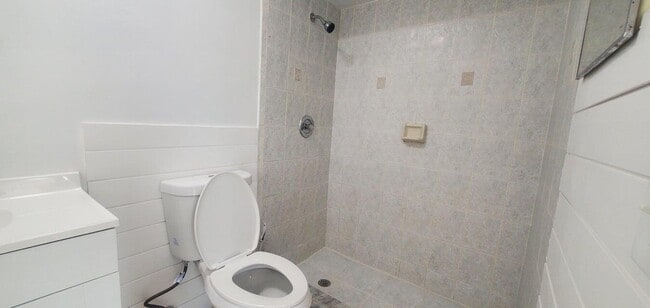 Building Photo - 9212 W Highland Pines Dr