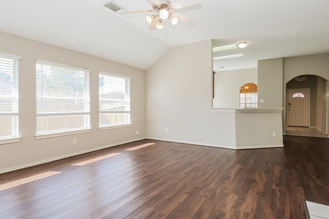 Building Photo - 6402 Bright Falls Ln