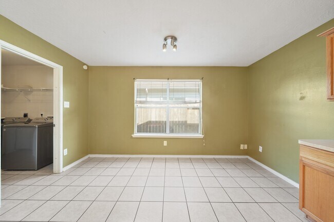 Building Photo - 17802 Kerrybrook Ln