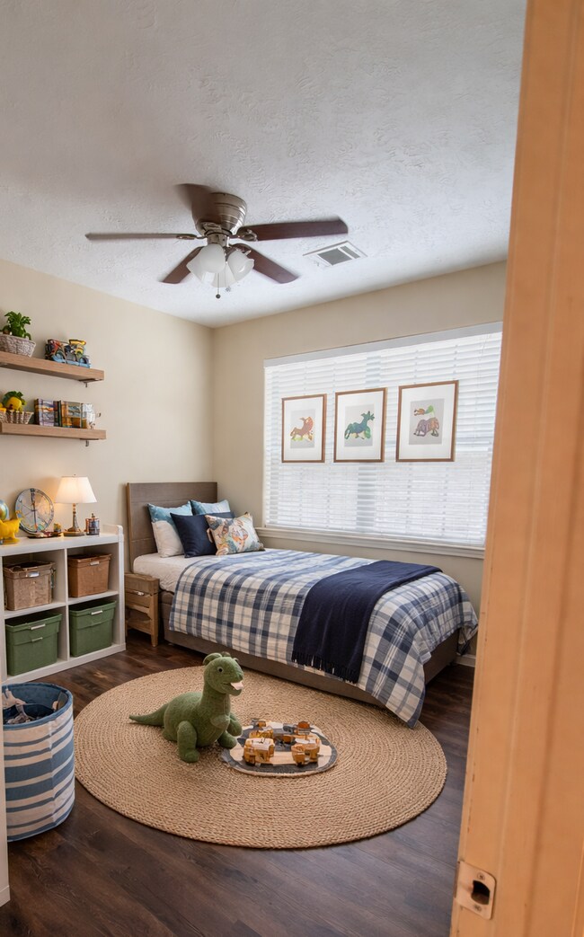 Building Photo - 21421 E Wallis Dr