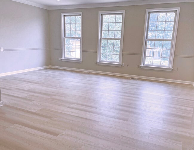 Building Photo - 2510 Heatherwood Ct