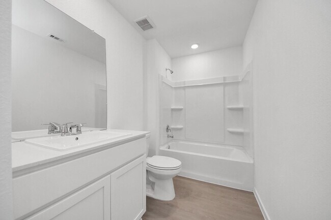 Building Photo - 13499 Sonali Springs Dr