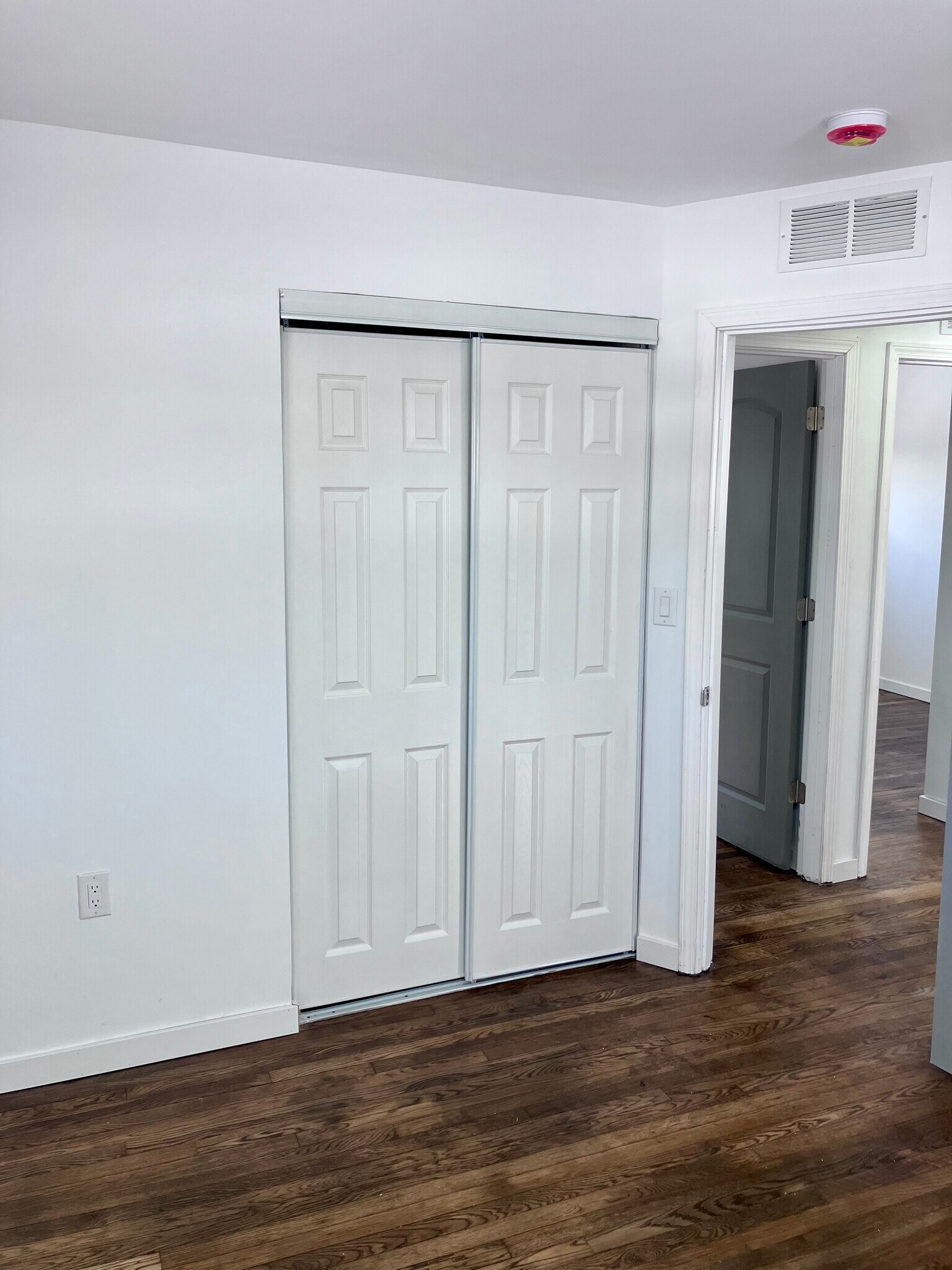 Building Photo - 21781 Logue Ave