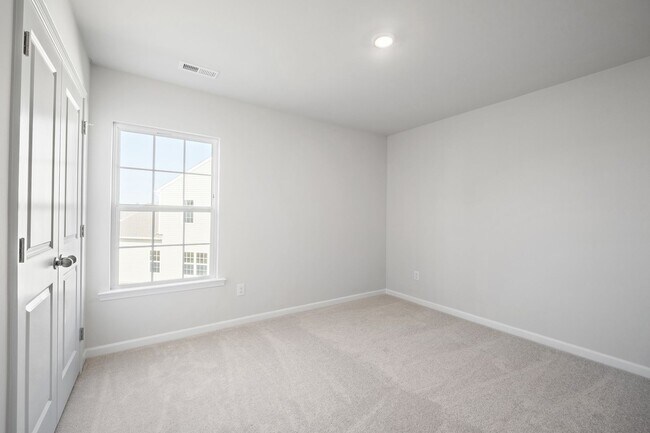 Building Photo - Very New Smart Home in the Palisades Area!