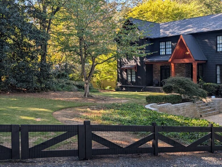 Building Photo - 1219 Moores Mill Rd NW